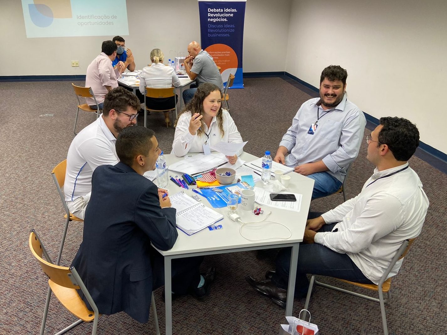Insight Day ALTAVE reúne pessoas de setores relevantes para discutir problemas e soluções